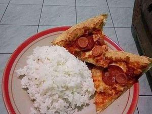 Meme Lauk Teman Nasi Ini Bikin Netizen Geregetan Meme Lauk Teman Nasi Ini Bikin Netizen Geregetan