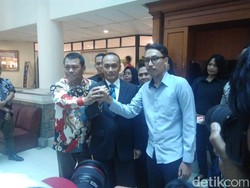Banyak Modus Pemulung Data e-KTP, Mendagri: Hati-hati Fintech Liar