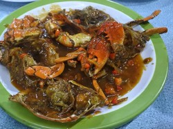 5 Warung Kaki Lima Ini Sajikan Aneka Seafood Segar dan Murah
