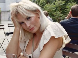 Cerita Viral Wanita yang Diusir dari Bus karena Pakai Celana Pendek