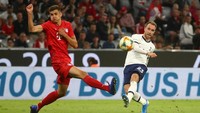 Tottenham kemudian menggandakan keunggulan pada menit ke-59. Christian Eriksen membawa Tottenham memimpin 2-0 setelah membobol gawang Bayern lewat tendangan dari dalam kotak penalti. Istimewa/Michael Dalder/Reuters.