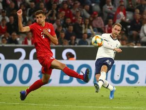 Neuer: Bayern dan Tottenham Akan Rebutan Juara Grup Neuer: Bayern dan Tottenham Akan Rebutan Juara Grup