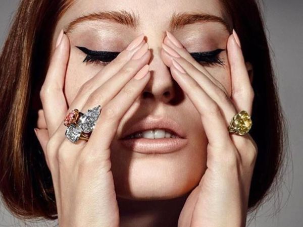 Ini Sosok Wanita di Balik Tangan-tangan Cantik Pemotretan Iklan dan Majalah