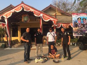 Seorang Pria di Jakut Disiram Minyak Goreng Panas Gegara Pinjam Motor Seorang Pria di Jakut Disiram Minyak Goreng Panas Gegara Pinjam Motor