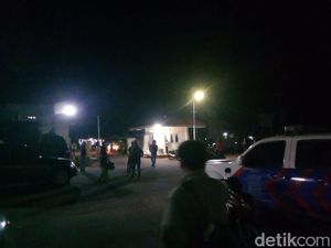 Malam Mencekam Penyerangan Polisi di Empat Lawang Malam Mencekam Penyerangan Polisi di Empat Lawang