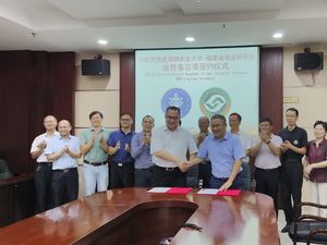 IPB Teken Kerja Sama Smart Agriculture dengan Lembaga Riset Pertanian Tiongkok