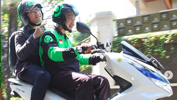 Saat Gojek Tunggangi PCX Listrik