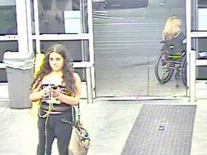 Terulang Lagi! Aksi Wanita Kencingi Kentang di Supermarket Terulang Lagi! Aksi Wanita Kencingi Kentang di Supermarket