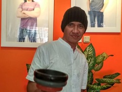 Karyawan Bakso Barbel Sedih Agung Hercules Meninggal