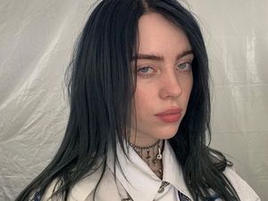 Billie Eilish Bicara Kemungkinan Kolaborasi dengan BTS Billie Eilish Bicara Kemungkinan Kolaborasi dengan BTS