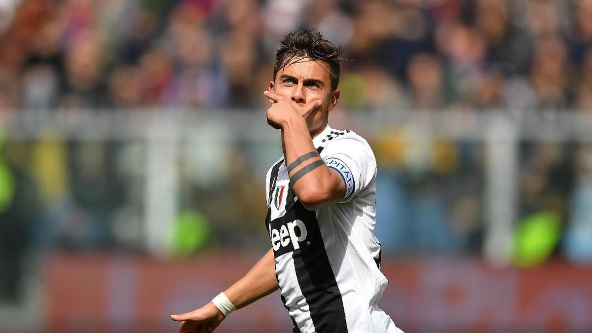 Paulo Dybala dikabarkan masuk radar Paris Saint-Germain. (Foto: Valerio Pennicino/Getty Images)