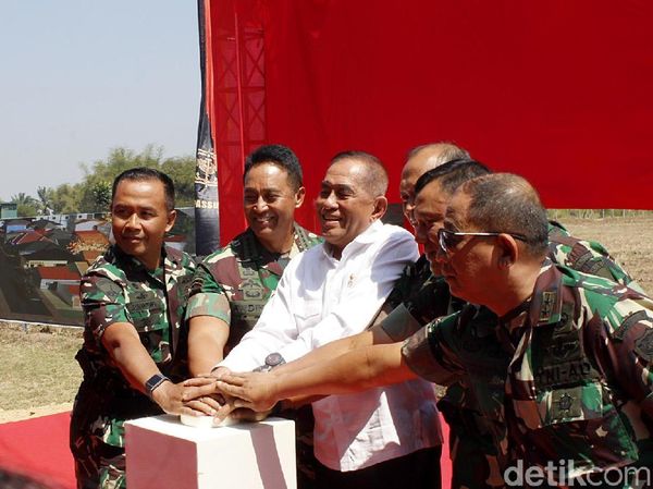 Momen Menhan Resmikan Pembangunan Faslat Purkota di Bandung