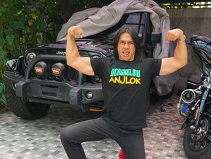 Agung Hercules Meninggal dalam Kondisi Tersenyum Agung Hercules Meninggal dalam Kondisi Tersenyum