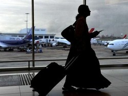 Perempuan Saudi Boleh Berpergian Tanpa Mahram Dianggap Sebuah Kemenangan