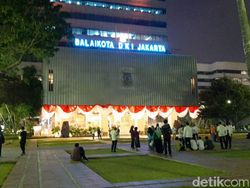 Gempa, Karyawan Berhamburan Keluar Gedung Balai Kota DKI