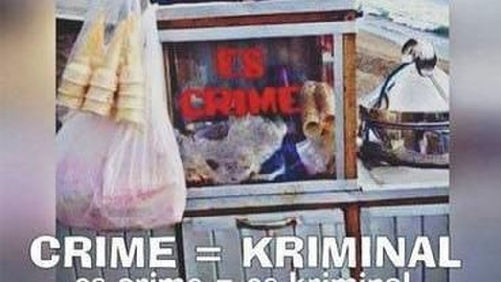 Gaya Pakai Bahasa Inggris, Gerobak Makanan Ini Justru Bikin Ngakak Gaya Pakai Bahasa Inggris, Gerobak Makanan Ini Justru Bikin Ngakak