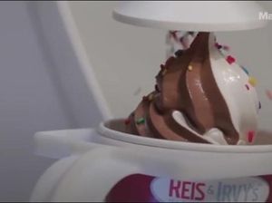 Wih! Robot Ini Bisa Racik Es Krim dan Yogurt Buat Pembeli