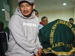 Isa Bajaj Tak Sangka Agung Hercules Begitu Ringan saat Digotong