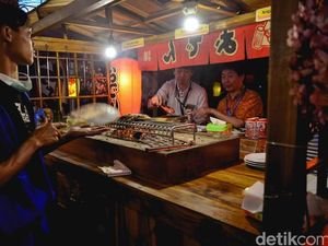 5 Warung Jepang Kaki Lima Ini Punya Ramen dan Yakiniku Enak 5 Warung Jepang Kaki Lima Ini Punya Ramen dan Yakiniku Enak