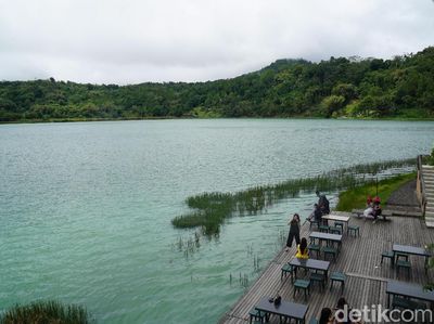 Foto: Danau Linow, Danau Tiga Warna Kebanggaan Warga Tomohon