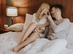 3 Zodiak Paling Suka Menggoda, Gampang Bikin Orang Terpikat