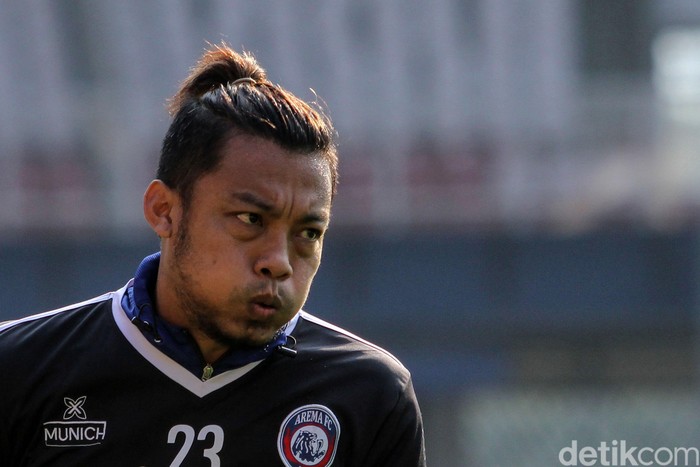 Arema FC menjalani latihan di Stadion Utama Gelora Bung Karno, Jakarta, Jumat (2/8/2019). Latihan itu sebagai persiapan menghadapi Persija besok.