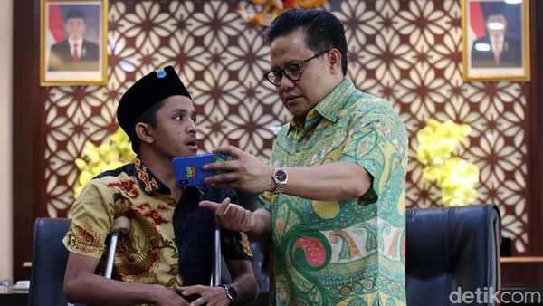 Cak Imim Menerima Mahasiswa Pembuat Aplikasi untuk Difabel