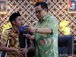 Cak Imim Menerima Mahasiswa Pembuat Aplikasi untuk Difabel