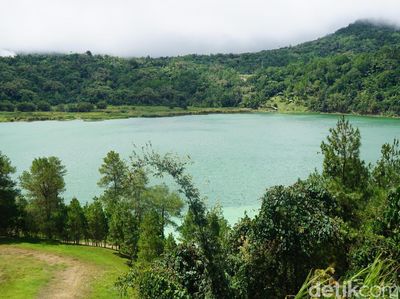 Foto: Danau Kebanggaan Warga Tomohon
