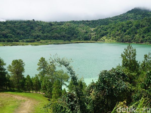 Foto: Danau Kebanggaan Warga Tomohon
