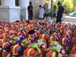 Tanda Unik Koper Jemaah Haji di Sulbar, dari Gayung hingga Hello Kitty Tanda Unik Koper Jemaah Haji di Sulbar, dari Gayung hingga Hello Kitty