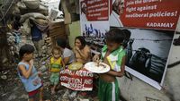 Melihat Proses Pembuatan Pagpag, Makanan Sampah di Filipina