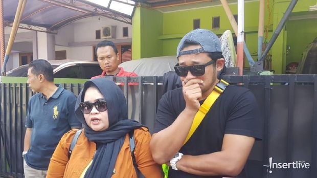 Isa 'Bajaj' dan Sinyorita