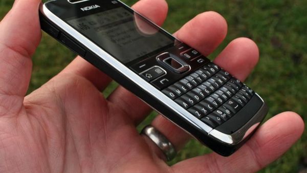 Nostalgia Nokia E72, Jagoan untuk Bunuh BlackBerry