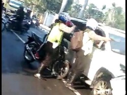 Video Geger Polisi Kejar Mobil Fortuner dan Todongkan Pistol