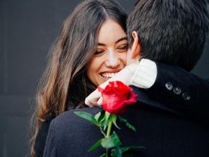 8 Tanda Kamu Siap Untuk Jatuh Cinta Lagi 8 Tanda Kamu Siap Untuk Jatuh Cinta Lagi