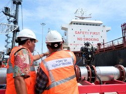 Pelabuhan Kuala Tanjung Ekspor Perdana CPO ke India