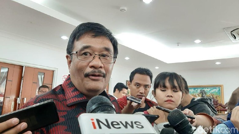 Djarot Setuju Ibu Kota Pindah: Jakarta Sudah Campur Aduk Djarot Setuju Ibu Kota Pindah: Jakarta Sudah Campur Aduk