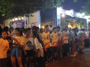 1000 Warga Sidoarjo Lari Malam Hari Sejauh 5 Km, Ada Apa?