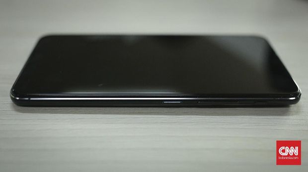 Asus Zenfone 6: Mekanisme Kamera Elegan, Hasil Foto Biasa Saj