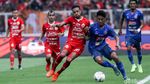 Persija Ditahan Imbang Arema di Kandang