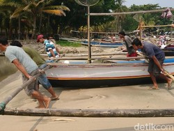 Nelayan di Pantai Anyer Tak Melaut Pascagempa M 6,9 Banten