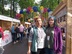 Cerita Pelajar Rusia Jadi Volunteer di Festival Indonesia di Moskow