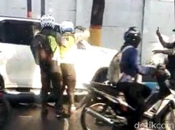 Cerita Polisi Kejar dan Todongkan Pistol ke Pelaku Tabrak Lari di Mojokerto