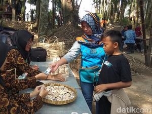 Foto: Pasar Tradisional Magelang yang Menolak Rupiah