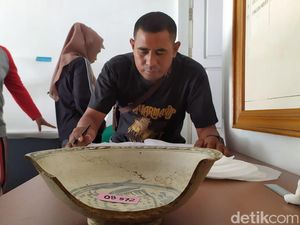 UNESCO Bantu Restorasi Koleksi Keramik Rusak Akibat Gempa Palu UNESCO Bantu Restorasi Koleksi Keramik Rusak Akibat Gempa Palu