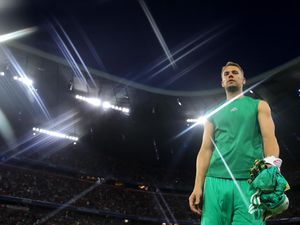 Bayern Kalah, Aksi Manuel The Wall Neuer Tetap Wah Bayern Kalah, Aksi Manuel The Wall Neuer Tetap Wah