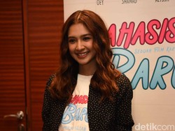 Mikha Tambayong dan Daniel Wenas Putus, Nama Deva Mahenra Menyeruak