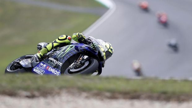 Valentino Rossi tinggal punya sisa kontrak satu musim di Yamaha.