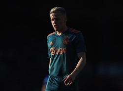Van de Beek: Madrid Sedang Nego dengan Ajax
